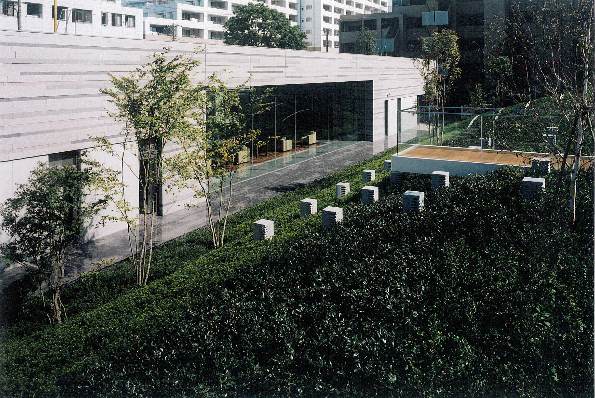 コスモひばりが丘ザ・ガーデンフォート