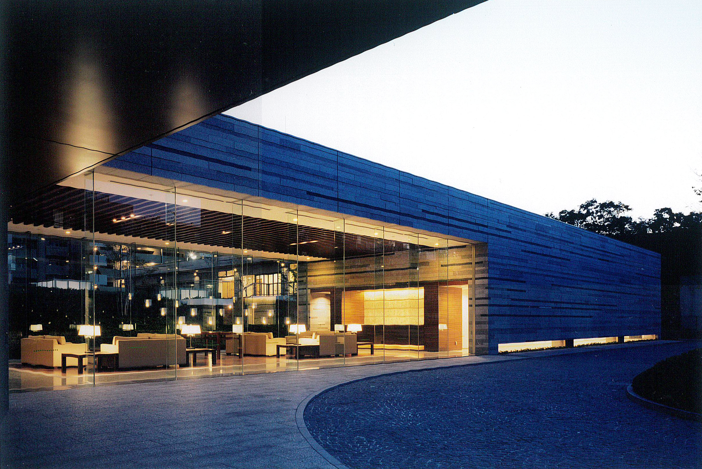 コスモひばりが丘ザ・ガーデンフォート