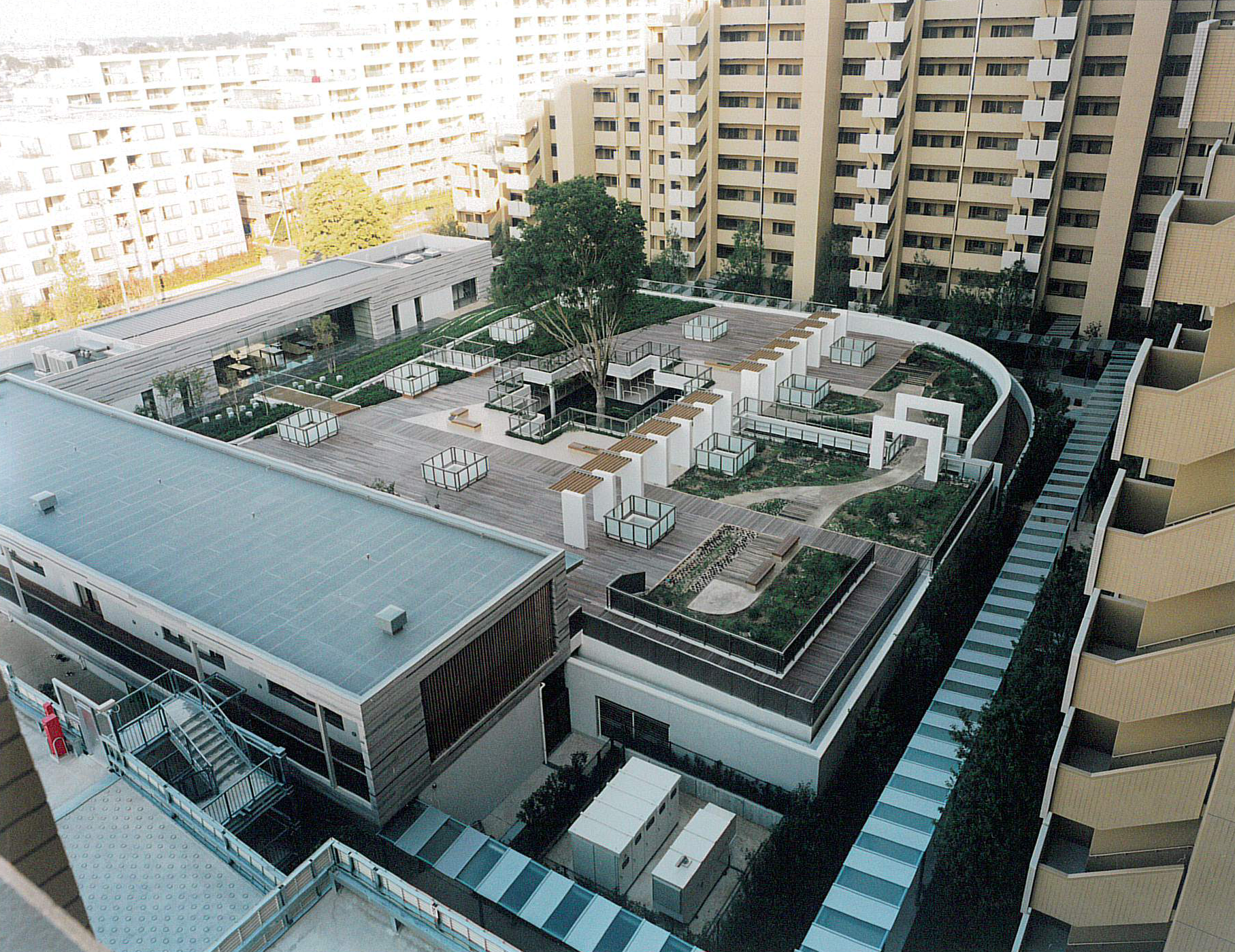 コスモひばりが丘ザ・ガーデンフォート